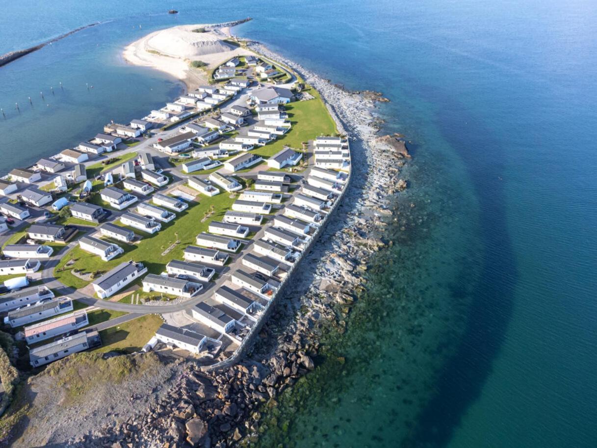 Gimblet Rock Holiday Park Pwllheli Exterior photo